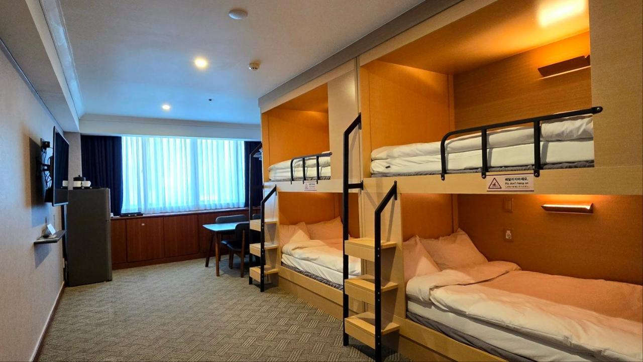 Koreana Hotel Сеул Экстерьер фото