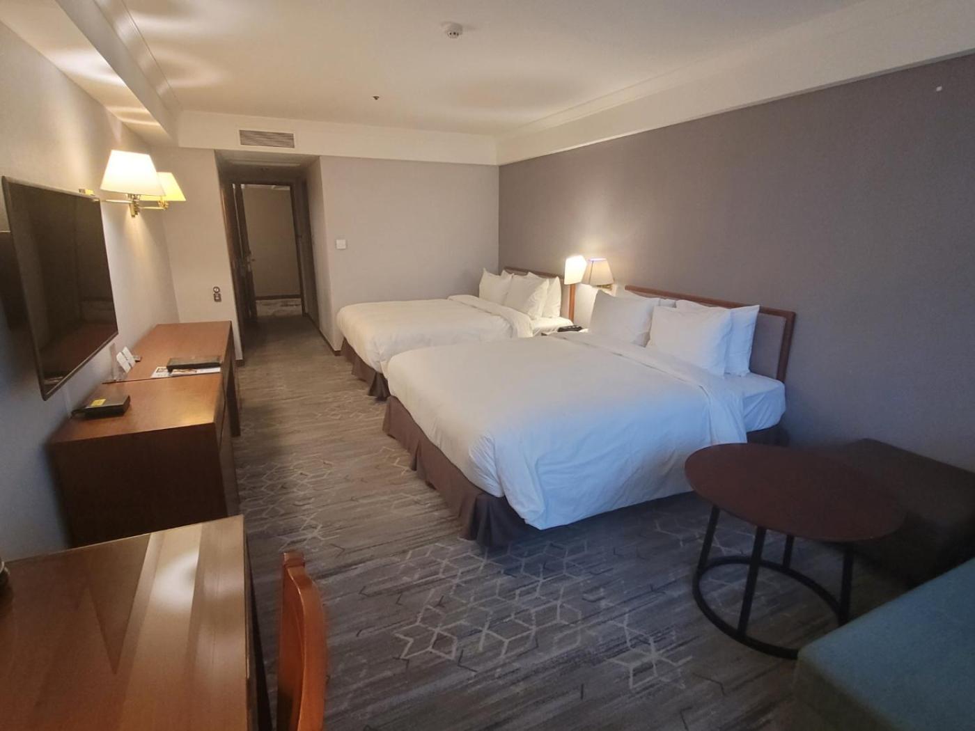 Koreana Hotel Сеул Экстерьер фото